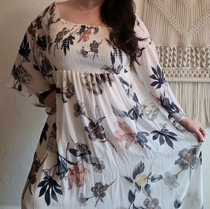 Flowing off white maxi dress size 3X